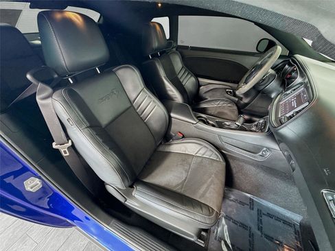 Used 2022 Dodge Challenger SRT Hellcat Redeye image 21