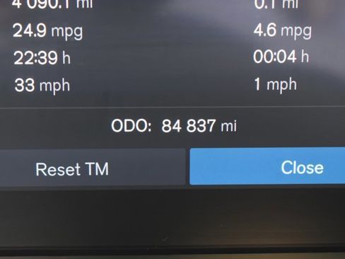 Used 2023 Volvo XC90 B6 Ultimate w/ Protection Package Premier image 26