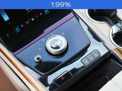 Used 2025 Cadillac Escalade Premium Luxury Platinum AWD/4WD image 15