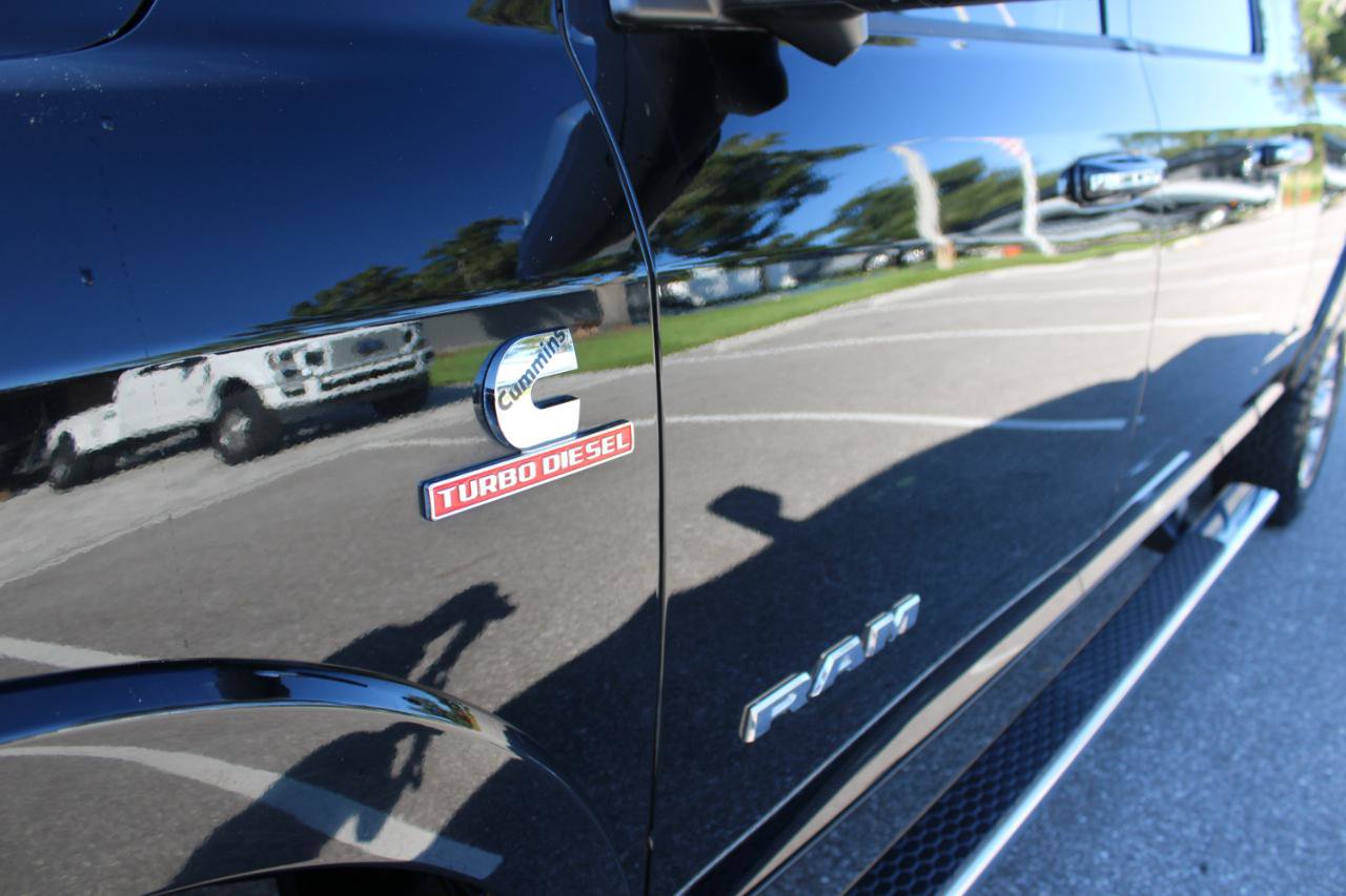 Used 2019 RAM 3500 Laramie AWD/4WD image 12