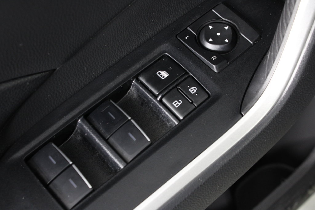Used 2023 Toyota RAV4 XLE w/ Convenience Package FWD image 23