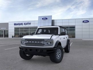 New 2025 Ford Bronco Badlands video 2