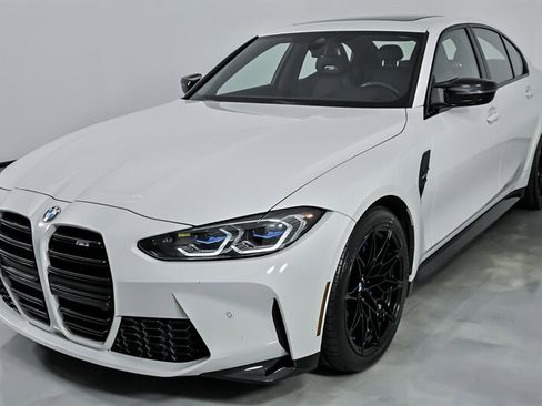 Used 2022 BMW M3 w/ Executive Package image 5