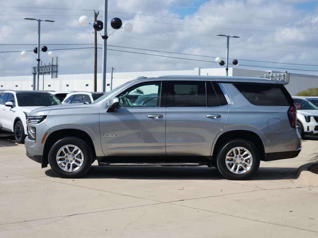 Used 2025 Chevrolet Tahoe LT RWD image 14