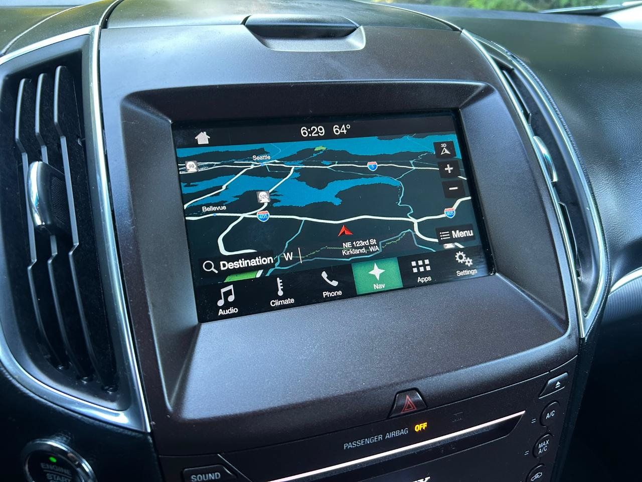 Used 2018 Ford Edge Titanium w/ Technology Package AWD/4WD image 21