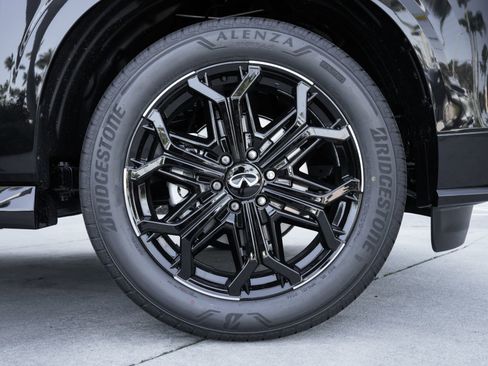 New 2026 INFINITI QX80 4WD image 26