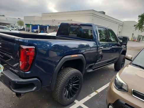 Used 2022 GMC Sierra 2500 Denali w/ Denali Ultimate Package image 4