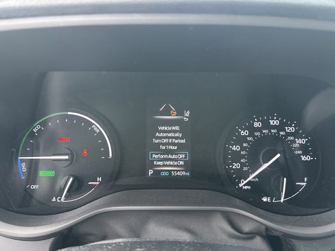 Used 2022 Toyota Sienna XLE image 23