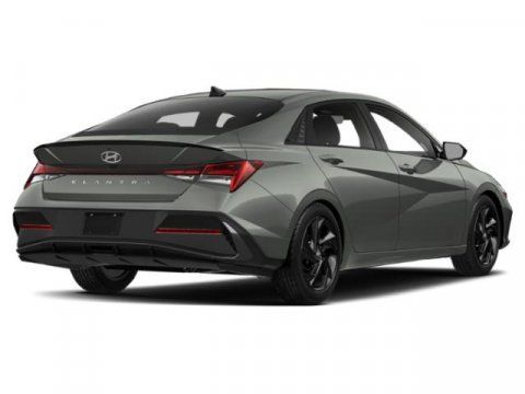 New 2026 Hyundai Elantra SEL Sport FWD image 5