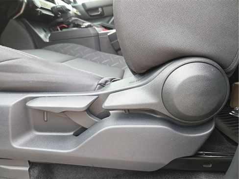 New 2026 Toyota Tacoma SR5 image 18