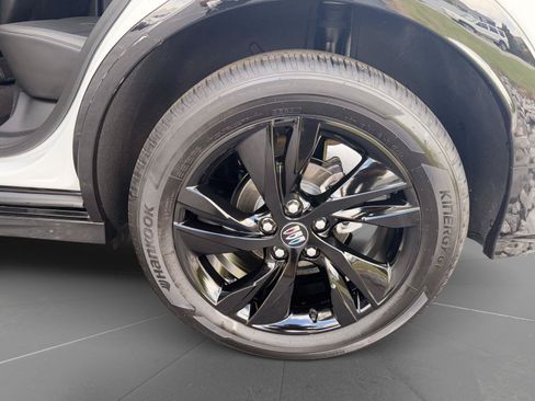 Used 2025 Buick Encore GX Sport Touring FWD image 11
