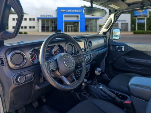 Used 2020 Jeep Wrangler Unlimited Sport AWD/4WD image 8