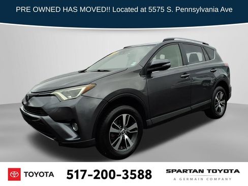 Used 2018 Toyota RAV4 XLE image 1