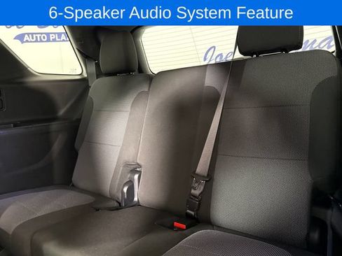 Used 2023 Chevrolet Traverse LT AWD/4WD image 16