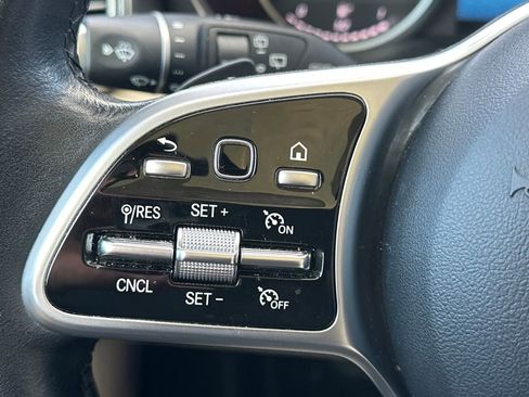 Certified 2022 Mercedes-Benz GLC 300 image 20