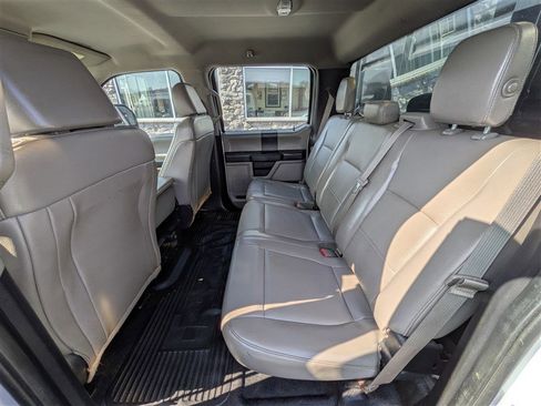 Used 2017 Ford F550 4x4 Crew Cab Super Duty image 22