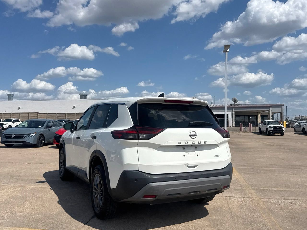Certified 2023 Nissan Rogue S AWD/4WD image 17