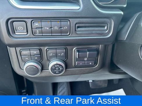 Certified 2021 GMC Yukon SLT w/ SLT Luxury Plus Package image 17