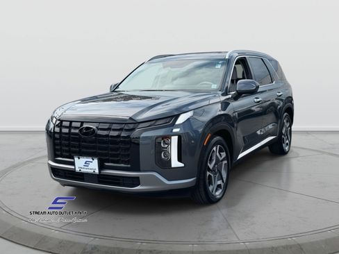 Used 2025 Hyundai Palisade Limited image 3