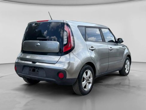 Used 2017 Kia Soul FWD image 5