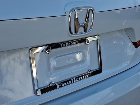 Used 2018 Honda Accord EX-L image 32