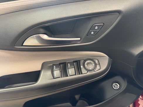 Certified 2024 Buick Envista Avenir FWD image 17