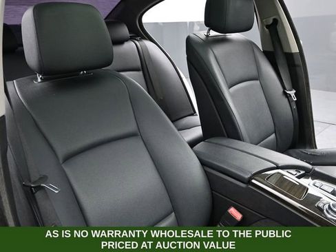 Used 2013 BMW 528i Sedan image 24