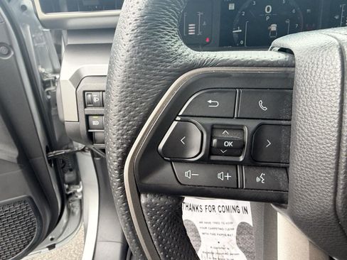 Used 2024 Toyota Tacoma SR5 AWD/4WD image 21