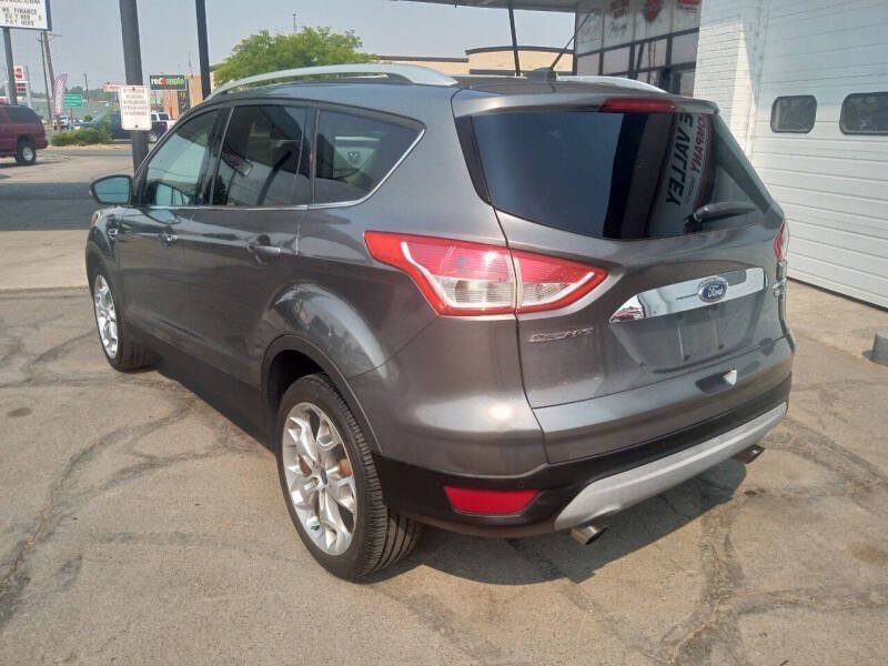 Used 2014 Ford Escape Titanium w/ Equipment Group 401A FWD image 4