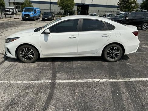 Used 2024 Kia Forte LXS FWD image 15