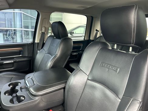 Used 2015 RAM 1500 Laramie w/ Convenience Group image 29