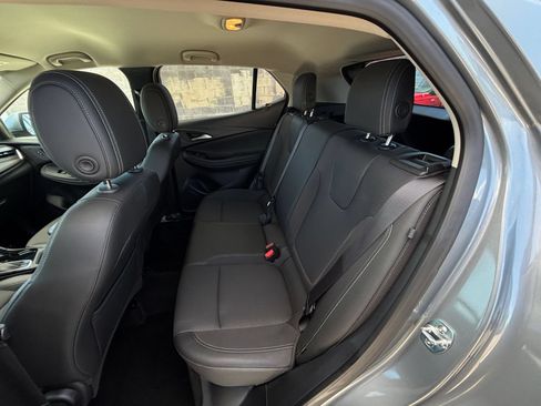 Used 2025 Buick Encore GX Preferred AWD/4WD image 24