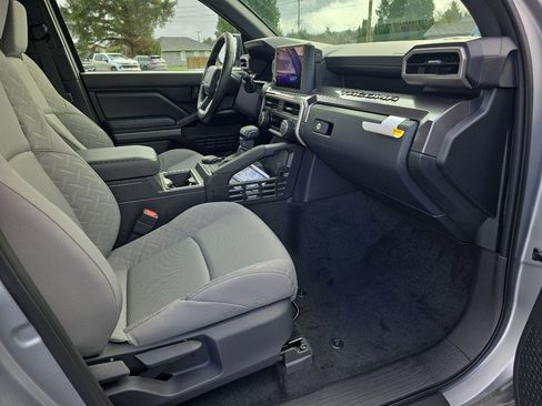 Used 2026 Toyota Tacoma SR5 image 15