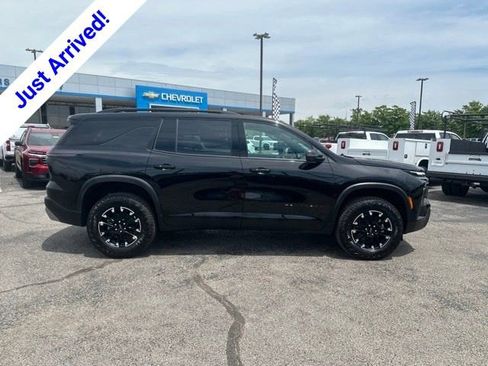 New 2026 Chevrolet Traverse Z71 w/ Driver Confidence Package AWD/4WD image 2