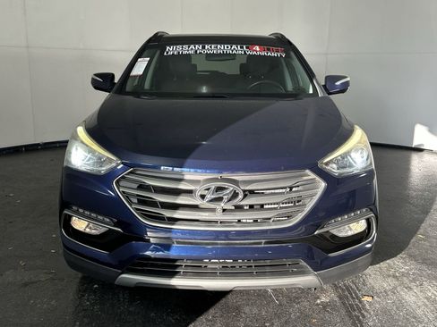 Used 2017 Hyundai Santa Fe Sport image 4