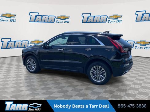 Used 2025 Cadillac XT4 Premium Luxury FWD image 6
