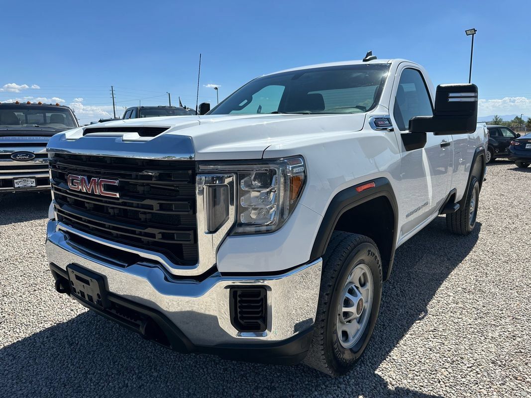 Used 2022 GMC Sierra 2500 Pro w/ Convenience Package AWD/4WD image 4