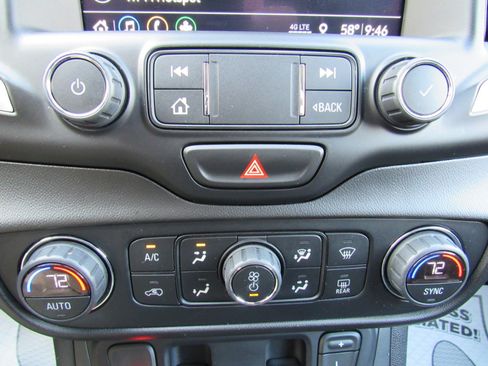 Used 2019 GMC Terrain SLT w/ Preferred Package image 21