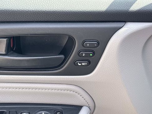 Used 2019 Honda Odyssey Touring image 13