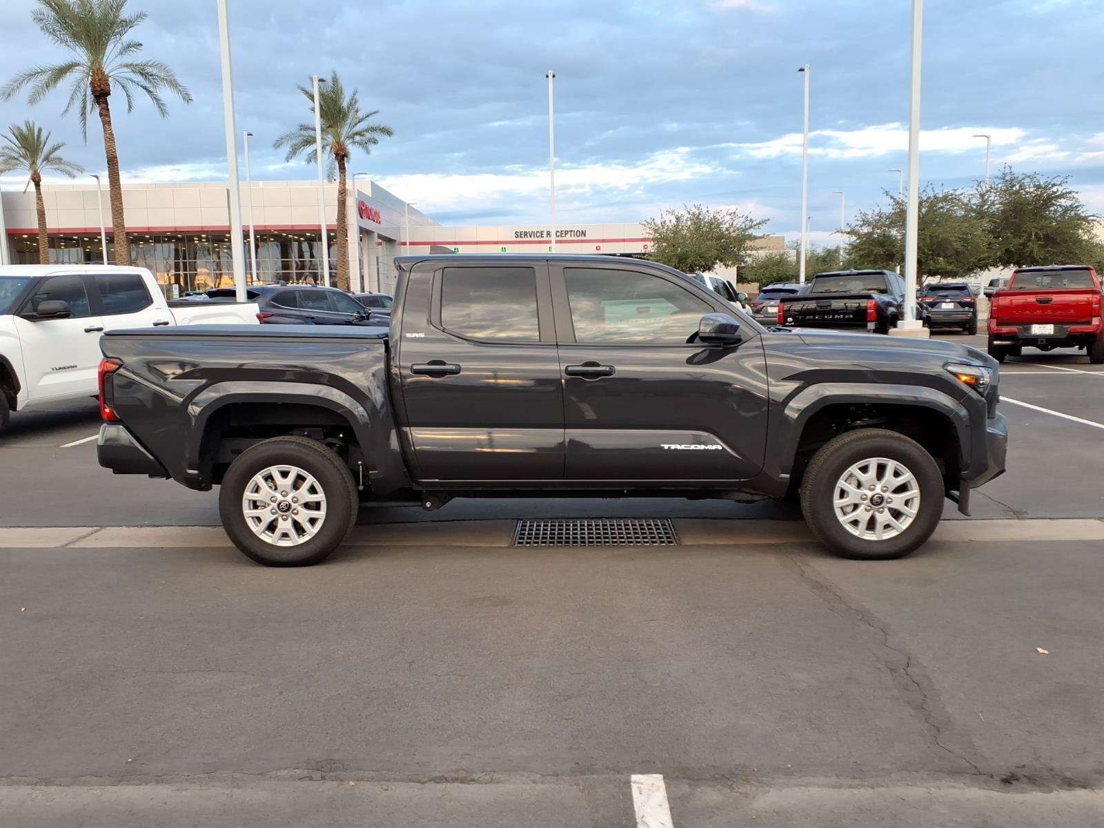 Certified 2025 Toyota Tacoma SR5 AWD/4WD image 3