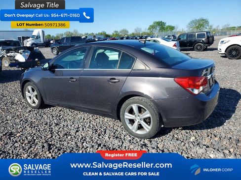 Used 2014 Chevrolet Cruze LT FWD image 3