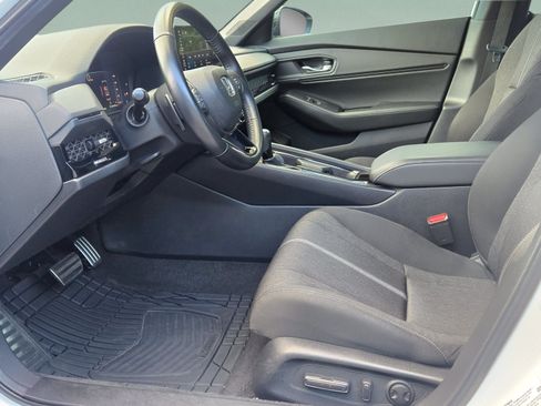 Used 2023 Honda Accord Sport image 29