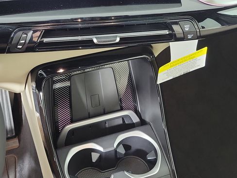 New 2025 BMW X1 xDrive28i w/ Convenience Package image 21