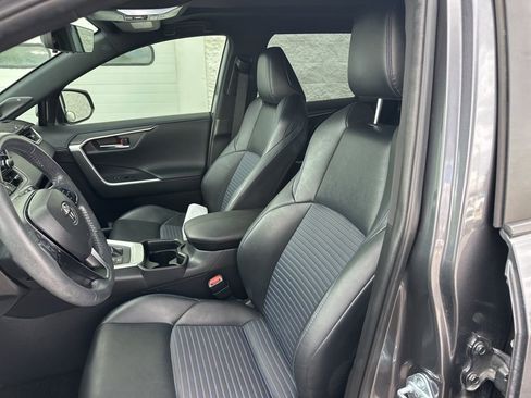 Used 2021 Toyota RAV4 XSE image 11