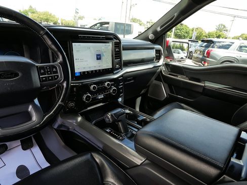 Used 2024 Ford F150 Lariat w/ Equipment Group 502A High AWD/4WD image 18