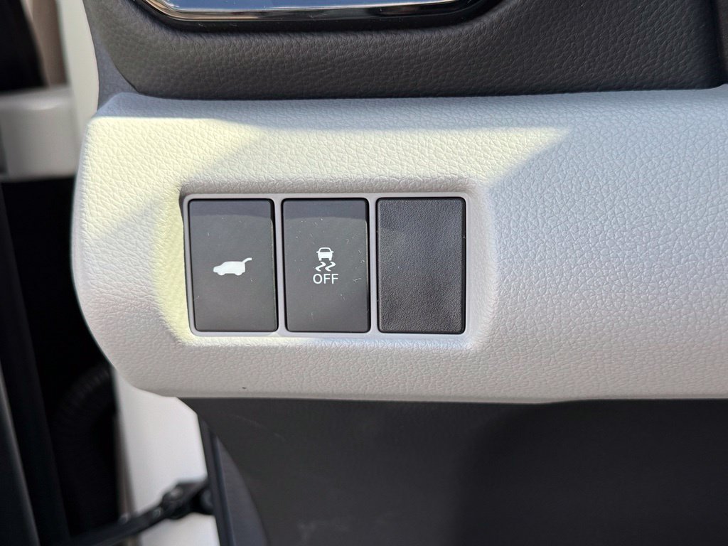 Used 2025 Honda Pilot Touring image 24
