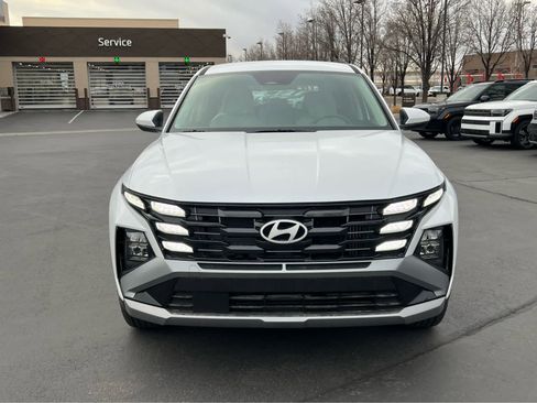 New 2026 Hyundai Tucson Blue SE w/ Tow & Go Package AWD/4WD image 3