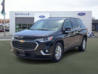 Used 2021 Chevrolet Traverse LT