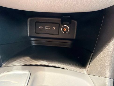 Used 2020 Chevrolet Equinox LS w/ LS Convenience Package FWD image 24