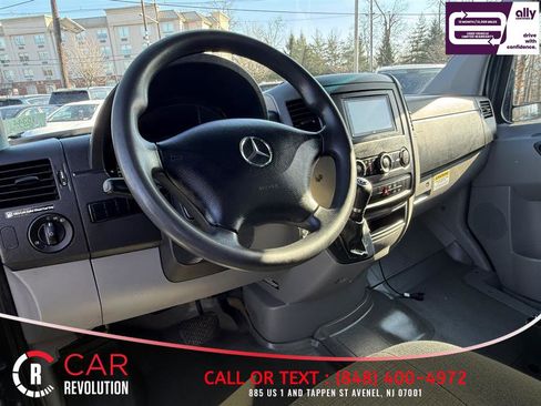 Used 2018 Mercedes-Benz Sprinter 2500 image 10